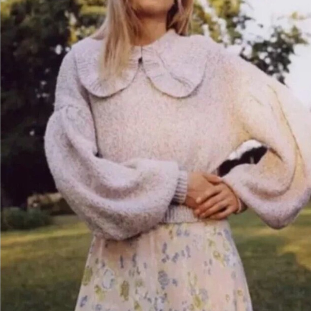 Cozy Knit Sweater with Peter Pan Collar